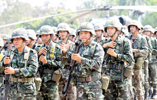 Campuchia và Thái Lan vẫn duy trì quân đội ở khu vực biên giới.