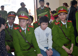 Tại phiên tòa phúc thẩm, HĐXX đã tuyên phạt án tù chung thân đối với Nguyễn Văn Nguyện. 

