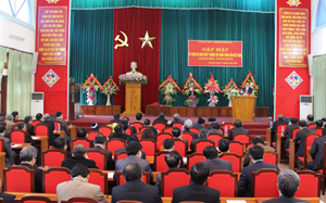 Toàn cảnh buổi gặp mặt kỷ niệm 85 năm ngày thành lập Đảng Cộng sản Việt Nam.
