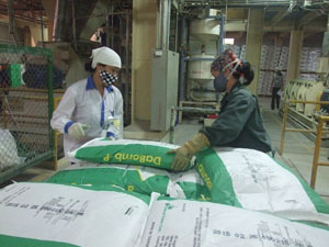 Công ty TNHH Japfa Comfeed Việt Nam tại xóm Đễnh, xã Dân Hòa (Kỳ Sơn) sản xuất, chế biến thức ăn chăn nuôi có công suất 180.000 tấn /năm.Công ty hiện giải quyết việc làm cho gần 120 lao động.


