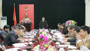 Đồng chí Bùi Văn Cửu, Phó Chủ tịch TT UBND tỉnh phát biểu chỉ đạo hội nghị.

 

 


