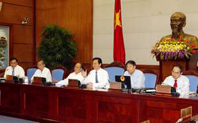 Thủ tướng Nguyễn Tấn Dũng phát biểu ý kiến 
kết luận hội nghị.