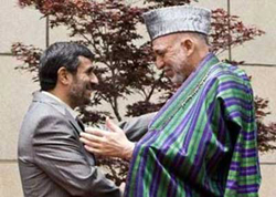Tổng thống Mahmoud Ahmadinejad và Tổng thống Hamid Karzai.
