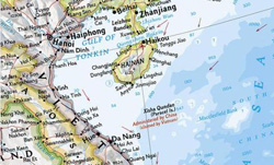 Quần đảo Hoàng Sa được thể hiện trên bản đồ khu vực của Hội Địa lý quốc gia Mỹ vào thời điểm hiện nay (chưa được điều chỉnh).