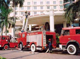 Diễn tập chữa cháy bảo vệ Hội nghị APEC 14.
