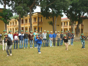 Ban CHQS huyện Lạc Thủy quan tâm giáo dục kiến thức quốc phòng cho HS-SV trên địa bàn huyện.