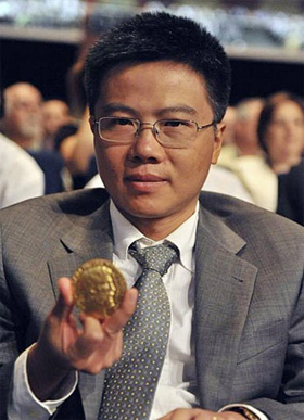 Giáo sư Ngô Bảo Châu được trao huy chương Fields tại Đại hội Toán học Quốc tế năm 2010
