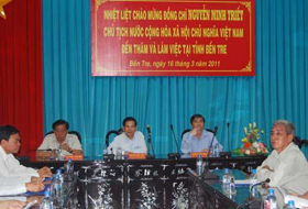 Chủ Tịch nước Nguyễn Minh Triết làm việc với cán bộ chủ chốt tỉnh Bến Tre
