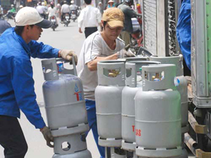 Bộ Tài chính yêu cầu các doanh nghiệp kinh doanh gas đầu mối thực hiện ngay việc giảm giá bán gas trong nước.
 


