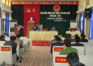 HĐND thành phố tổ chức kỳ họp thứ 5 (chuyên đề) để lấy ý kiến nhân dân về Dự thảo sửa đổi Hiến pháp năm 1992.