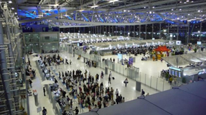Lượng khách qua sân bay Suvarnabhumi năm 2012 đạt kỷ lục 51,4 triệu lượt.
