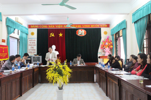 Lãnh đạo Đảng uỷ Báo Hòa Bình quán triệt với CBPV chuyên đề học tập và làm theo tấm gương đạo đức Hồ Chí Minh năm 2015.

 

