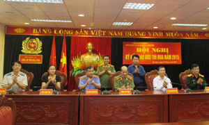 Quang cảnh lễ ký kết giao ước thi đua Khối các cơ quan Nội chính tỉnh.
