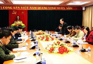 Đồng chí Nguyễn Lam, Phó Trưởng Ban Dân vận Trung ương phát biểu kết luận buổi làm việc  
