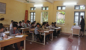 Chi hội Khuyến học trường THCS Cao Răm (Lương Sơn) đẩy mạnh xã hội hóa giáo dục tạo nguồn kinh phí đầu tư cơ sở vật chất, trang thiết bị dạy và học. 


