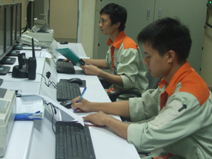 Công nhân Công ty TNHH Japfa Comfeed Việt Nam  tại xóm Đễnh, xã Dân Hòa (Kỳ Sơn) tích cực hưởng ứng phong trào thi đua “lao động sáng tạo”.
