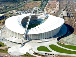 Sân vận động Moses Mabhida thuộc Trung tâm thể thao quốc tế Durban, phục vụ cho World Cup 2010.