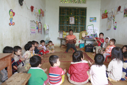 Nhờ hình thức giáo dục hòa nhập, nhiều em nhỏ khuyết tật tại huyện Mai Châu đã được đến trường hòa nhập với bạn bè
