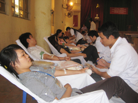 Đợt hiến máu tình nguyện thứ hai, thành phố Hòa Bình đã thu được 233 đơn vị máu.
