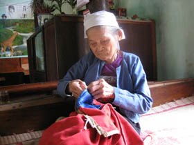 Ở tuổi 96, Mẹ Việt Nam anh hùng Nguyễn Thị Miêng vẫn khỏe mạnh, minh mẫn.