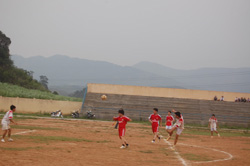 Giải đấu bóng đá giữa 2 đội Đài Truyền thanh - Truyền hình huyện và Khối dân chính Đảng