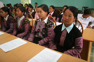 Các học viên là hội viên của Hội phụ nữ xã Hang Kia tham dự lớp tập huấn.