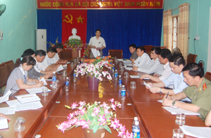 Trưởng đoàn kiểm tra kết luận tại buổi làm việc với lãnh đạo huyện Lương Sơn về kết quả công tác phòng, chống tham nhũng trên địa bàn.