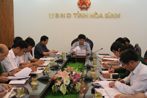 Đồng chí Nguyễn Văn Dũng, Phó Chủ tịch UBND tỉnh và các thành viên Ban chỉ huy PCLB&TKCN tỉnh dự hội nghị.