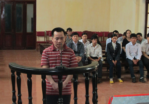 Bị can Nguyễn Thanh Hải nhận mức án 10 năm tù cho hành vi lạm dụng tín nhiệm chiếm đoạt tài sản.