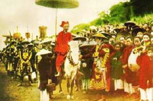 Lễ dâng hương Đền Hùng vào năm 1904. Ảnh: Tư liệu.
