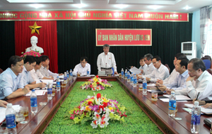 Đồng chí Hoàng Thanh Mịch, Trưởng Ban Văn hóa - Xã hội và Dân tộc (HĐND) tỉnh phát biểu kết luận tại buổi làm việc.