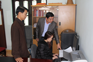 UBKT Huyện ủy Tân Lạc ứng dụng công nghệ thông tin phục vụ tốt công tác chuẩn bị đại hội Đảng các cấp trên địa bàn.