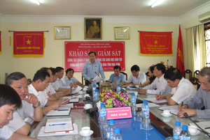 Đồng chí Nguyễn Văn Toàn, Trưởng Ban Tuyên giáo Tỉnh uỷ, Trưởng ban Văn hóa - Xã hội và Dân tộc (HĐND tỉnh) phát biểu tại buổi giám sát.