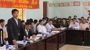 Uỷ ban bầu cử xã Suối Nánh (Đà Bắc) thường xuyên cập nhật tình hình để làm tốt công tác chuẩn bị bầu cử ĐBQH và đại biểu HĐNDcác cấp nhiệm kỳ 2016-2021.