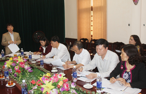 BCĐ Bầu cử huyện Lạc Thuỷ thường xuyên cập nhật tình hình  đảm bảo lãnh đạo, chỉ đạo sát sao công tác chuẩn bị bầu cử trên địa bàn.