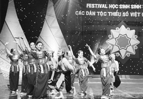 Tại nhà hát ca múa nhạc Việt Nam đã 
diễn ra khai mạc Festival học sinh, 
sinh viên các dân tộc thiểu số.
