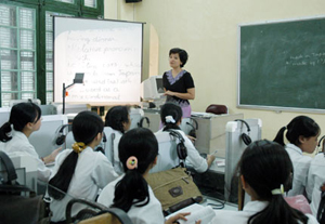 Giờ học ngoại ngữ của học sinh Trường THPT Chu Văn An