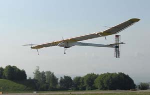 Máy bay Solar Impulse - Ảnh: Discovery

