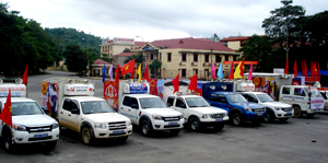 Đoàn xe tuyên truyền lưu động về bầu cử, góp phần tạo thêm không khí sôi nổ trước thềm diễn ra bầu cử ĐBQH và đại biểu HDND các cấp nhiệm kỳ 2011 - 2016.
