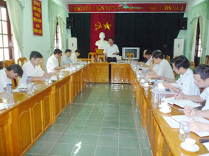 Đồng chí Đinh Duy Sơn, Phó Chủ tịch HĐND tỉnh kết luận tại buổi giám sát.