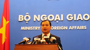 Ông Lê Hải Bình, Người phát ngôn Bộ Ngoại giao Việt Nam, trong cuộc họp báo chiều 15-5.