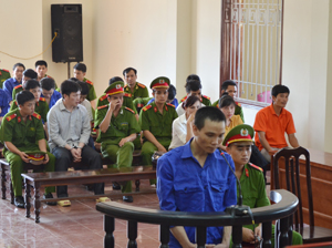 Trước HĐXX, bị cáo Hoàng Văn Mạnh đã thành khẩn khai nhận hành vi phạm tội.