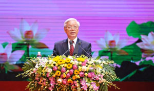 Thay mặt lãnh đạo Đảng, Nhà nước, Tổng Bí thư Nguyễn Phú Trọng đọc diễn văn tại Lễ kỷ niệm 125 năm Ngày sinh Chủ tịch Hồ Chí Minh (19-5-1890 - 19-5-2015). (Ảnh: Đăng Khoa)