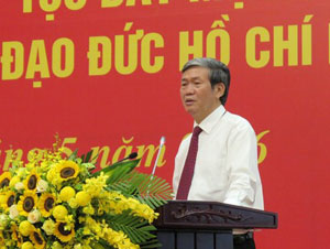 Đồng chí Đinh Thế Huynh, Ủy viên Bộ Chính trị, Thường trực Ban Bí thư phát biểu chỉ đạo tại Hội nghị.