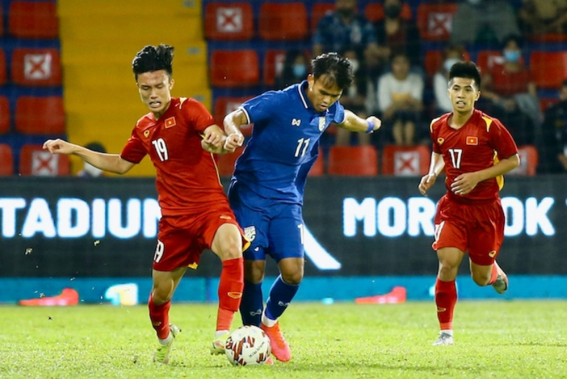 U23 Thái Lan: Trận chung kết giải U23 châu Á 2020 giữa U23 Việt Nam và U23 Thái Lan kịch tính và đầy đau thương. Hãy xem lại trận đấu gây cấn này để cảm nhận tinh thần chiến đấu của các cầu thủ.