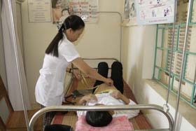 Phụ nữ thai sản xã Cao Sơn được quan tâm chăm sóc thai sản đủ 3 lần trước khi sinh.