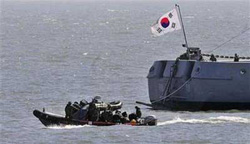 Mọi nỗ lực trục vớt, tìm kiếm của hải quân Hàn Quốc nhằm cứu sống 46 thủy thủ bị kẹt lại trong thân tàu đã không thành