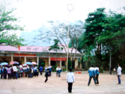 Trường PTDTNT huyện Tân Lạc quan tâm đưa các hoạt động VH-TT vào nhà trường