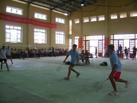 Cầu lông là môn thế mạnh của xã Toàn Sơn.