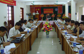 Đồng chí Bùi Văn Cửu, Phó Chủ tịch UBND tỉnh, Trưởng Ban chỉ đạo kết luận buổi làm việc.
